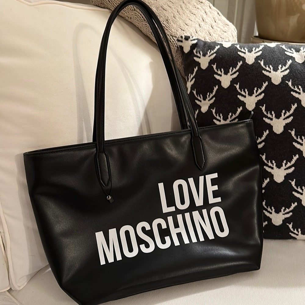 Love Moschino Authentic Black Zip Tote NWOT